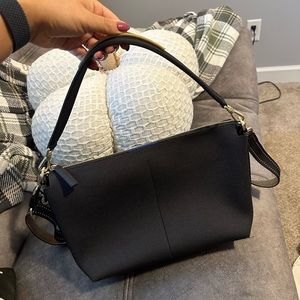 “The daily crossbody” in ink and ivory!